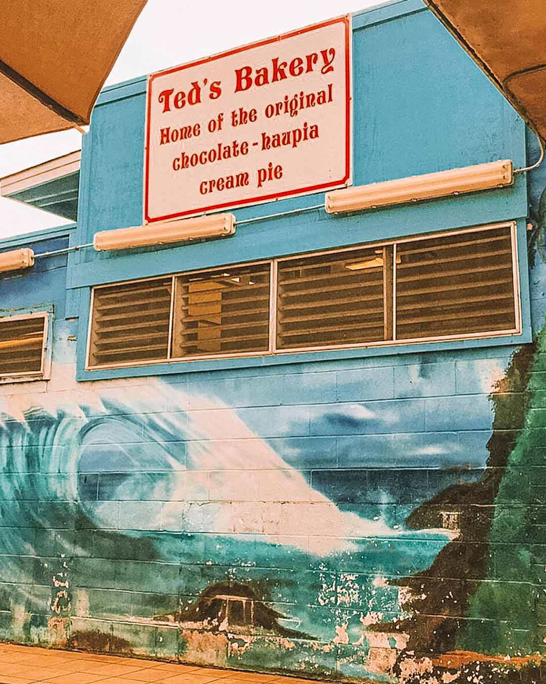 Teds Bakery Hawaii