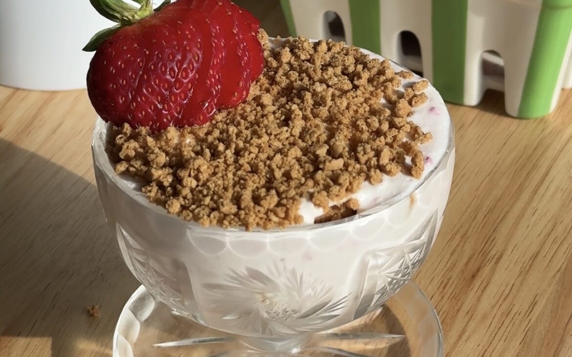 No-Bake Strawberry Cheesecake Bowl