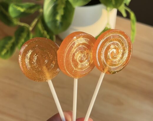 homemade honey lollipops