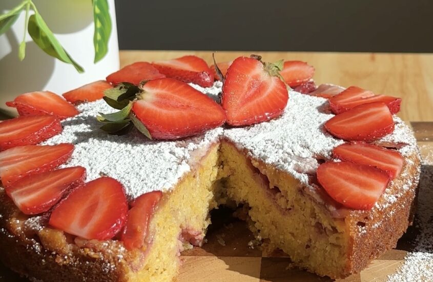 strawberry olive oil corn cake
